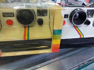 Camaras Polaroid 100 Y Fujifilm 