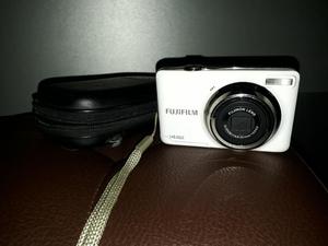 Cámara Fotográfica Fujifilm de 14mg Pxls
