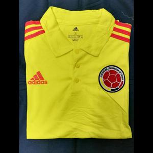 Camiseta Tipo Polo de Colombia