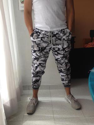 Pantalón jogger hombre