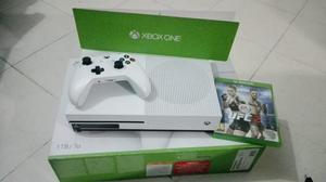 XBOX ONE S DE 1 TB EN EXCELENTE ESTADO CONTACTO WHATSAPP: