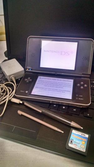 NINTENDO DS i XL