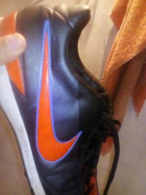 Guayos Futbol Sala Nike T90