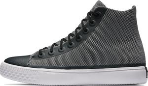 zapatillas convers originales y totalmente nuevas talla 42