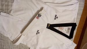 Uniforme Más Pechera de Taekwondo
