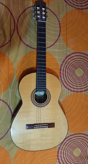 Guitarra Admira
