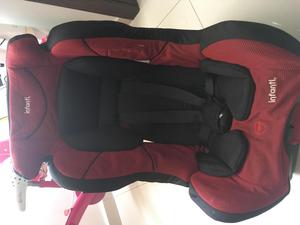 Se vende silla para Carro