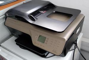 Impresora todo en uno HP Deskjet Ink Advantage 