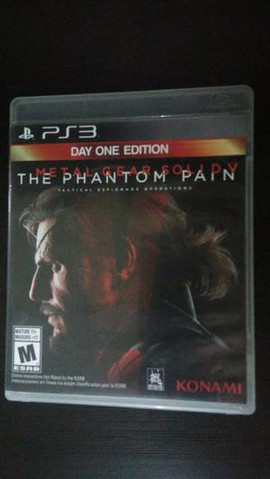 Metal Gear Solid Phantom Pain con Mapa Juego como nuevo.
