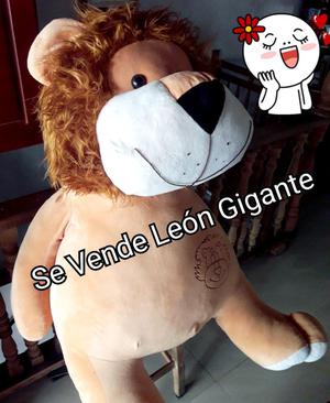 Se Vende Peluche León Gigante