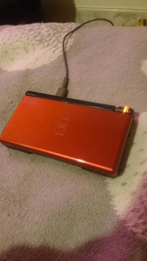 Nintendo Ds Lite.