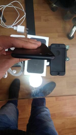 Vendo iPhone 7 de 32 Gb Nuevo.