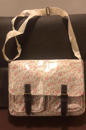 Bolso Permeable de Rosas