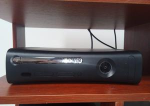 XBOX 360 SLIM COMO NUEVO CON CAJA
