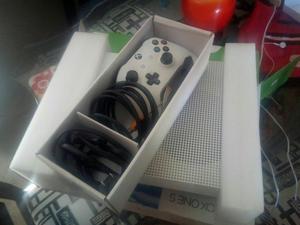 Vendo Xbox One S