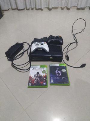 Vendo Xbox  con 2 Juegos Original