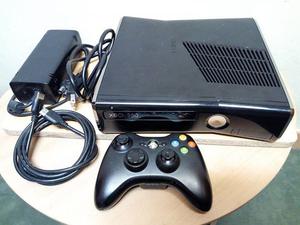 Xbox 360 Slim 160GB, 1 Control Original, Cable HDMI, 30