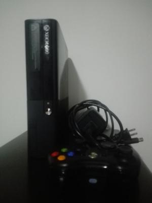 Xbox360 Lt Gb con Mas de 50 Juegos