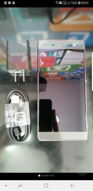 Vencambio Sony Xperia Xa Ultra Excelente