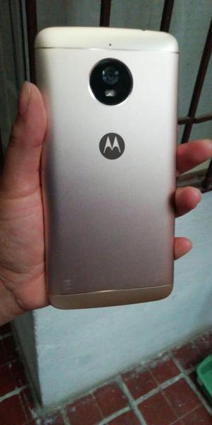 Vendo celular Moto E4 Plus