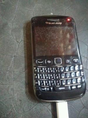 vendo un celular blackberry tactil