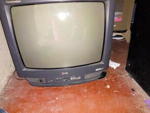 Vendo Tv en Buen Estado sin Control