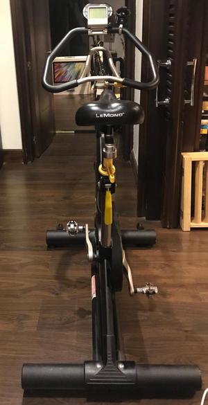 Bicicleta esttica LeMond Fitness