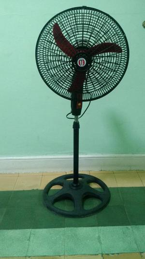 SE VENDE VENTILADOR FM EN BUEN ESTADO