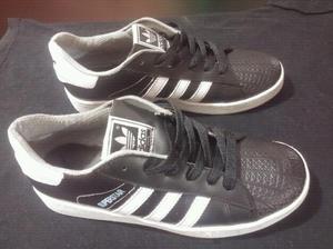 Adidas Superstar Talla 38.5 Excelente Estado Vendocambio