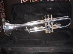 Vendo Trompeta Bach Tr650