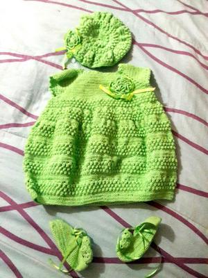 Vestido Tejido para Recien Nacido