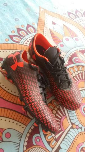 Guayos de Futbol Underarmour