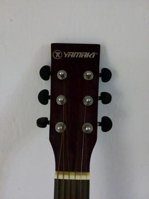 Guitarra acstica nueva