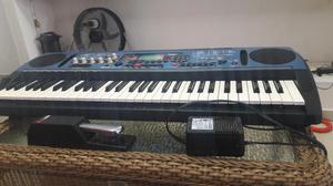 Yamaha electronic keyboard