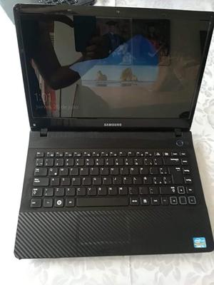 Portatil Samsung Core iM 2.50 GHZ 4 GB Ram 500 GB DD