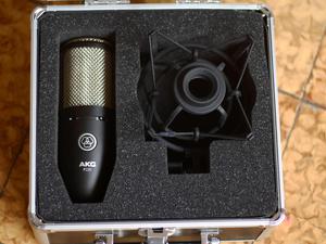 Micrófono condensador de grabación AKG P220