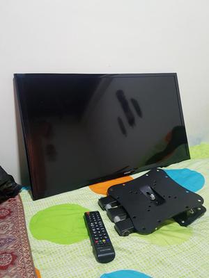 Televisor Samsung Smart Tv 32 con Base