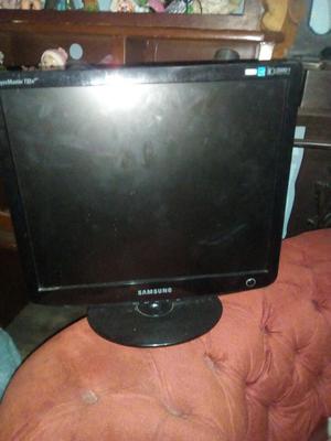 Monitor Samsung de 17 Pulgadas Vga