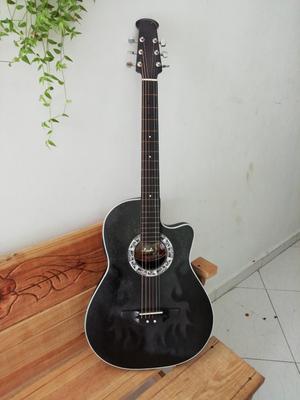 Guitarra Electroacústica Negra