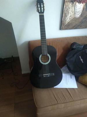 Se Vende Guitarra Como Nueva