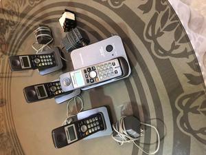 Se venden 4 telefonos inalmbricos Panasonic cel