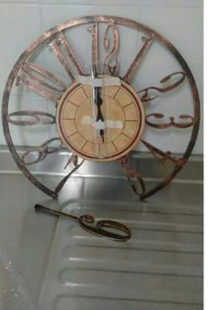 Vendo Reloj Redondo