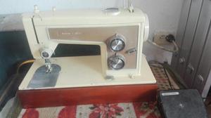 Maquina de Coser Marca Sears Kinmori..