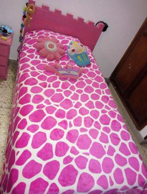 Cama Sencilla con Nochero Tendido Tablas