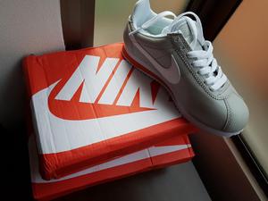 Tennis Nike Cortez Nuevos