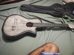 Guitarra Mediana Como Nueva 10 de 10