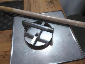 Molde para hacer arepas en acero inoxidable nuevo