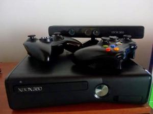 Venta de Xbox 360,dos Controles Y Kinect