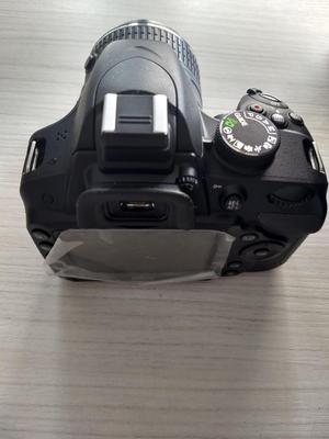 Camara Nikon D VR II KIT
