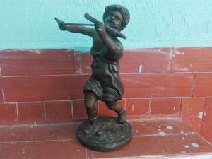 Figura en Bronce